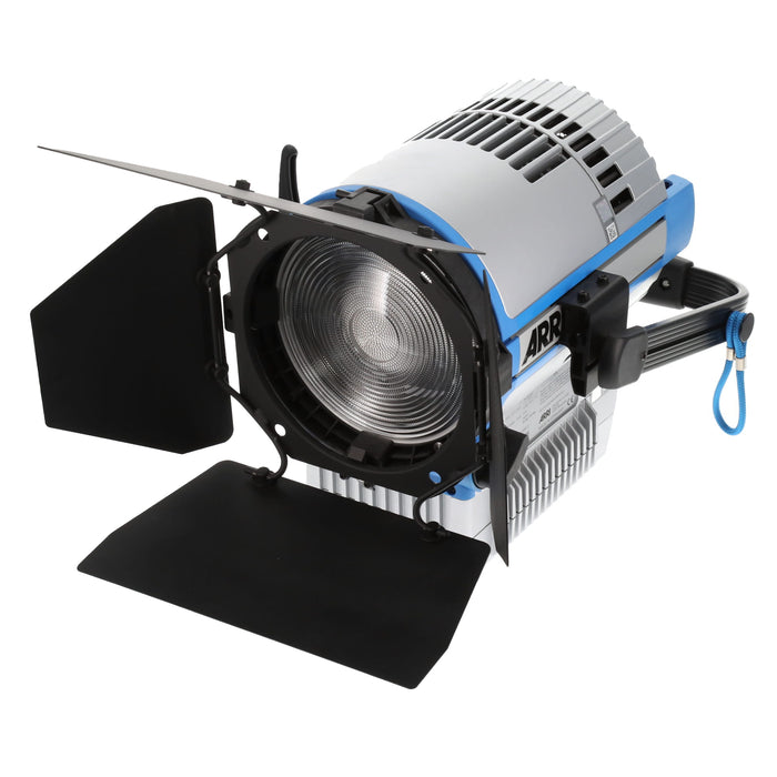 【中古品】ARRI L7-C(ファンタイプ) LED Fresnel Spot Light Lシリーズ
