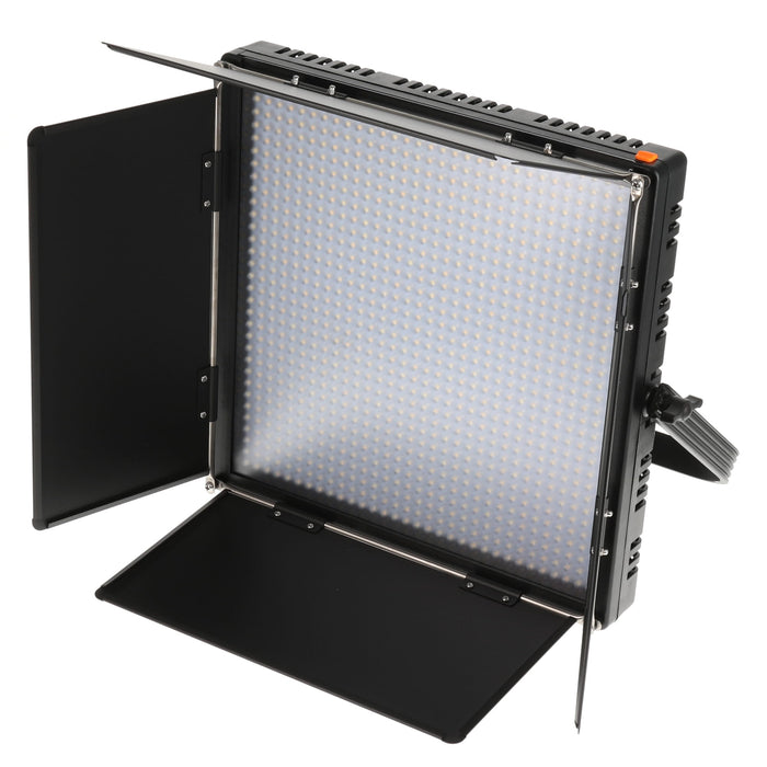 【中古品】NEP LED-L1000REF-X-DMX5P LEDライト