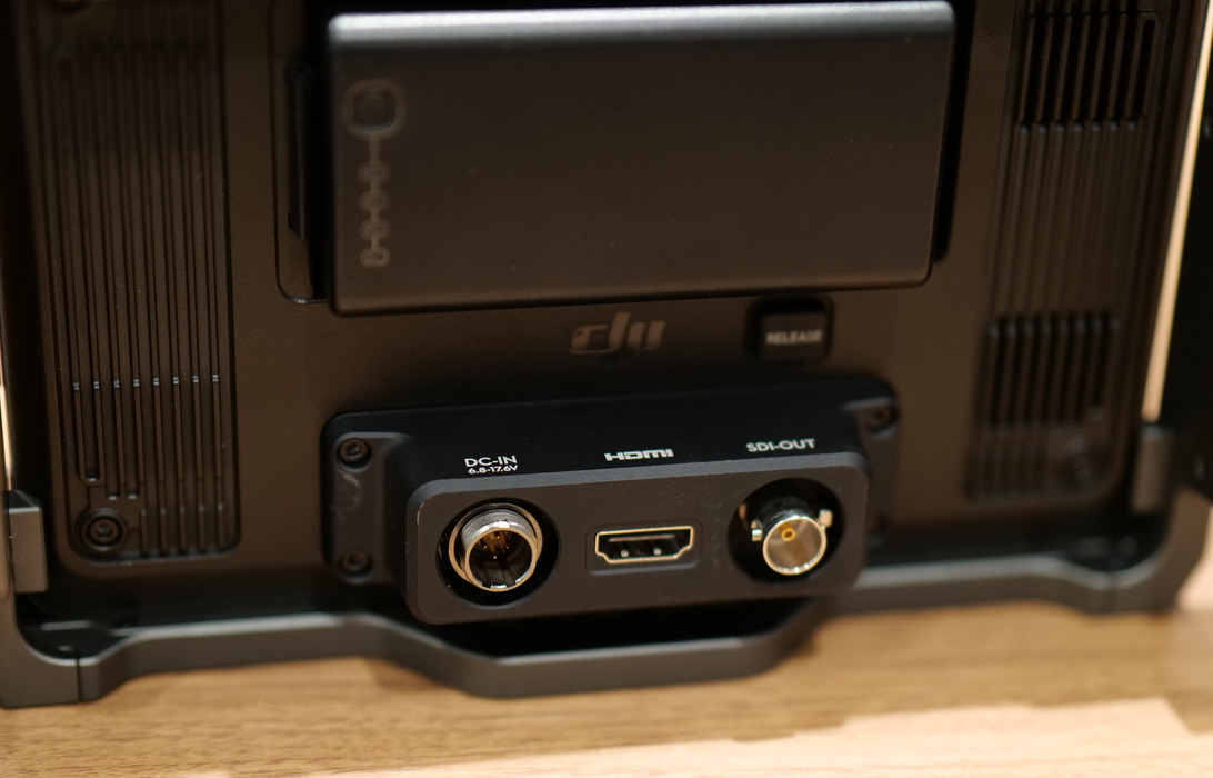 DJI Remote Monitor Expansion Plate (SDI/HDMI/DC-IN) - 業務用撮影