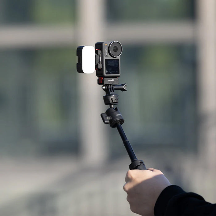 Ulanzi 324 OA-16 マグネティックバッテリードアカバー(DJI Osmo Acition 3)