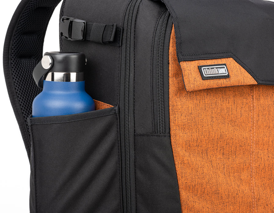 ThinkTANKphoto Mirrorless Mover Backpack ミラーレス ムーバー バックパック キャンプファイヤーオレンジ