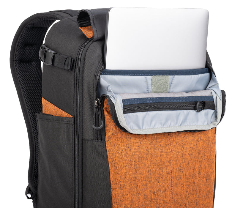 ThinkTANKphoto Mirrorless Mover Backpack ミラーレス ムーバー バックパック キャンプファイヤーオレンジ