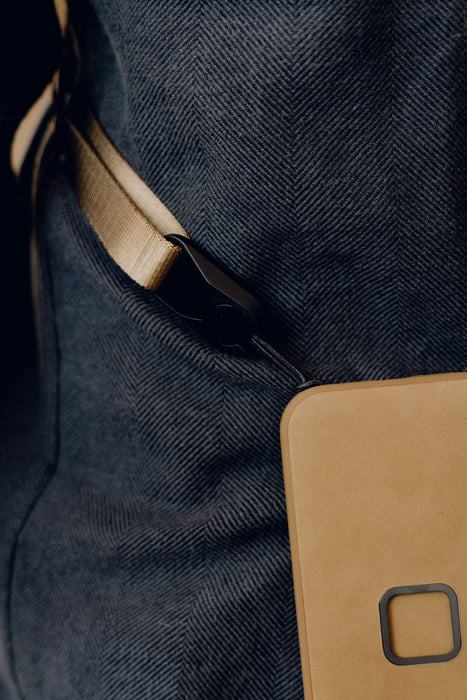 Peak Design M-MC-BX-BR-1 エブリデイ ケース Pixel 9 Pro(タン/クラリーノ)