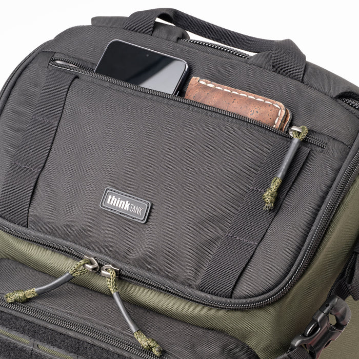 ThinkTANKphoto DarkLight 20L Montane Green ダークライト 20L(モンテイングリーン)
