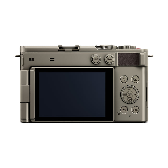 Panasonic DC-S9N-N フルサイズミラーレス一眼カメラ/広角ズームレンズキット チタンゴールド
