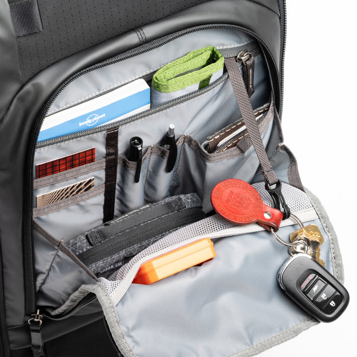 ThinkTANKphoto Walker Pro Rolling Backpack ウォーカー プロ ローリング バックパック