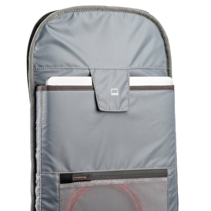 ThinkTANKphoto Walker Pro Rolling Backpack ウォーカー プロ ローリング バックパック
