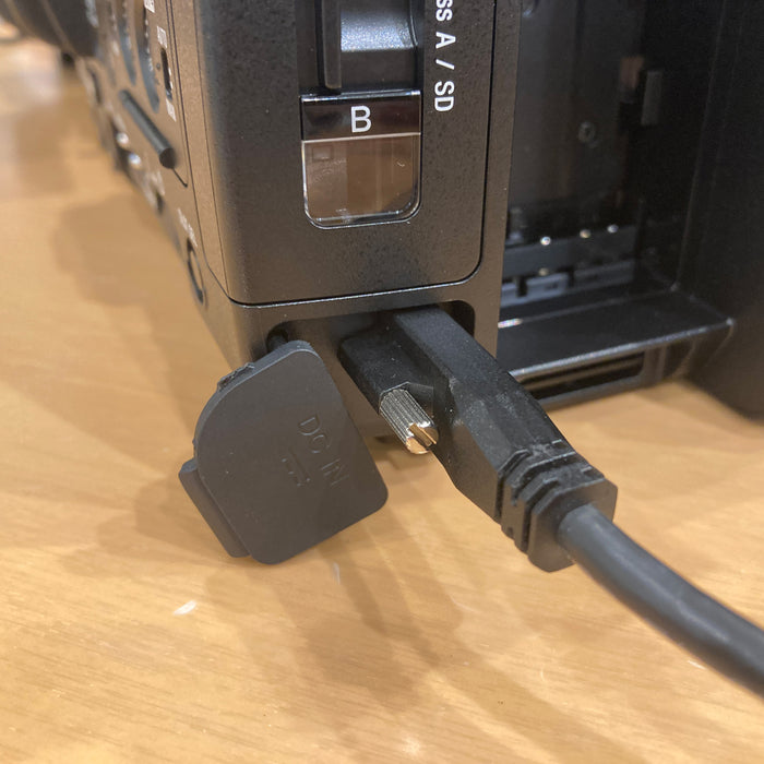 NEP USB-SY100W-LOCK1C USB PD対応充電アダプター（100W/2.0m）
