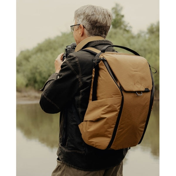 Peak Design BEDB-30-CY-3 エブリデイ バックパック 30L コヨーテ