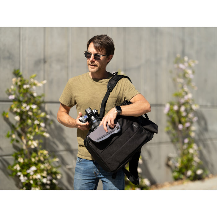 ThinkTANKphoto FocusPoint 30L Asphalt Black フォーカスポイント 30L(アスファルトブラック)
