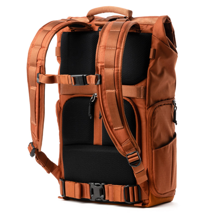ThinkTANKphoto FocusPoint 30L Urban Rust フォーカスポイント 30L(アーバンラスト)
