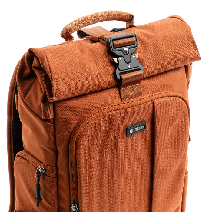 ThinkTANKphoto FocusPoint 22L Urban Rust フォーカスポイント 22L(アーバンラスト)