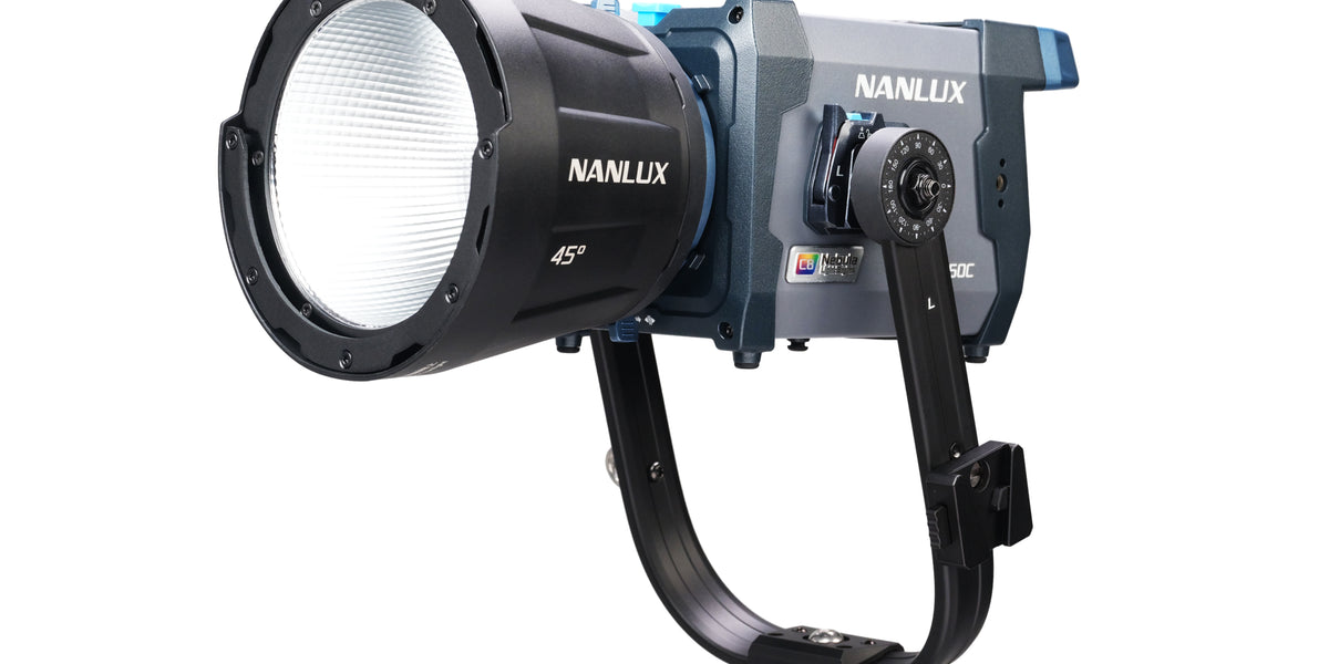 NANLUX Evoke 150C LEDフルカラースポットライト NANLUX Evoke 150C LED Full-color Spot Light – SHAPE wlb