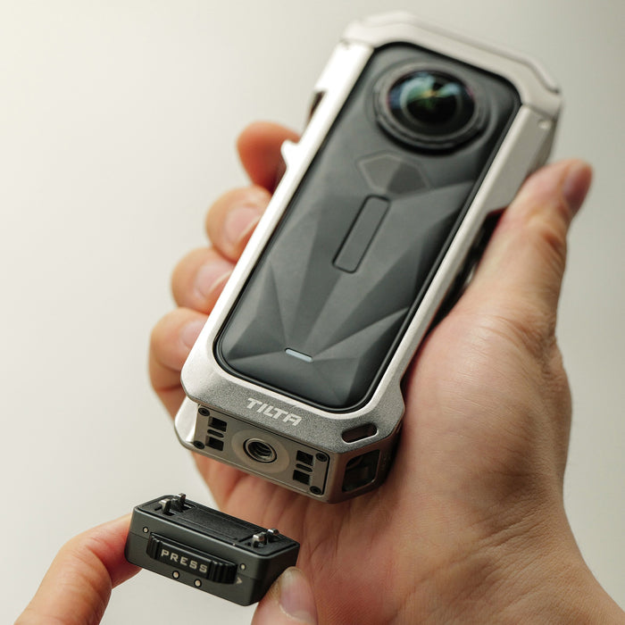 Tilta TA-T79-QRMB-SG Insta360 Ace Pro 2用 クイックリリース マウンティングベースプレート