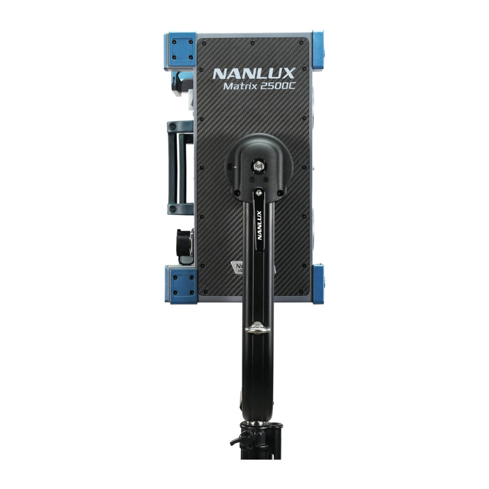 NANLUX Matrix 2500C KIT Matrix 2500C スポットライト 2500W フルカラー 電動フレネルレンズ付属 フライトケースキット