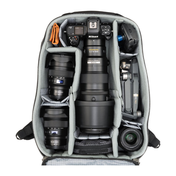 ThinkTANKphoto エアポート エッセンシャルズ 26L ブラックAirport Essentials 26L Black