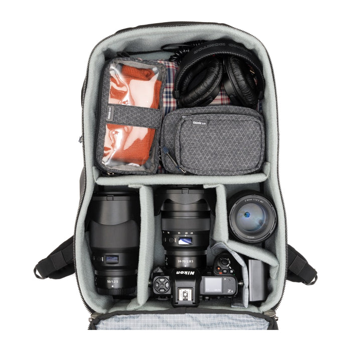 ThinkTANKphoto エアポート エッセンシャルズ 26L ブラックAirport Essentials 26L Black