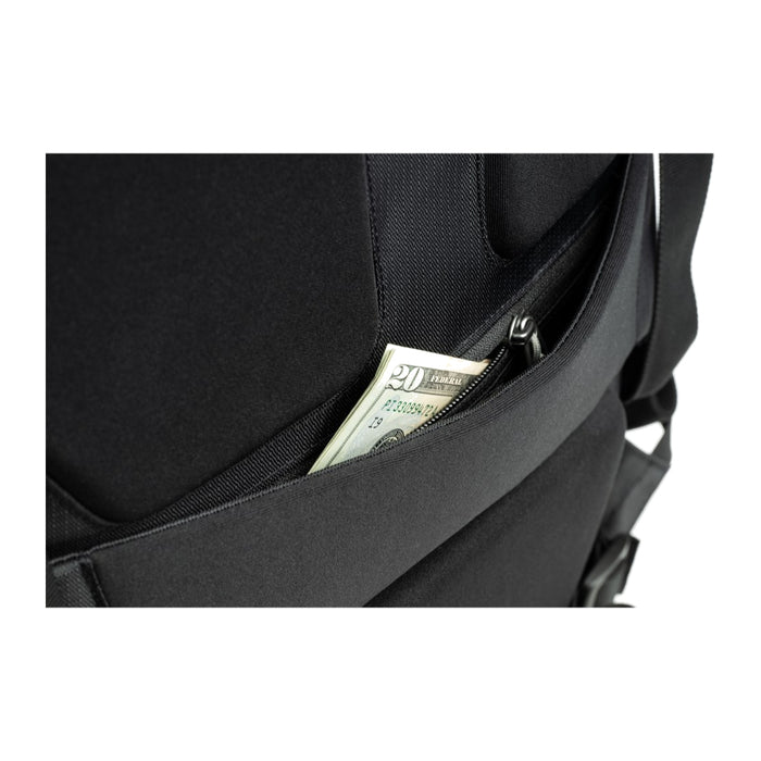 ThinkTANKphoto エアポート エッセンシャルズ 26L ブラックAirport Essentials 26L Black