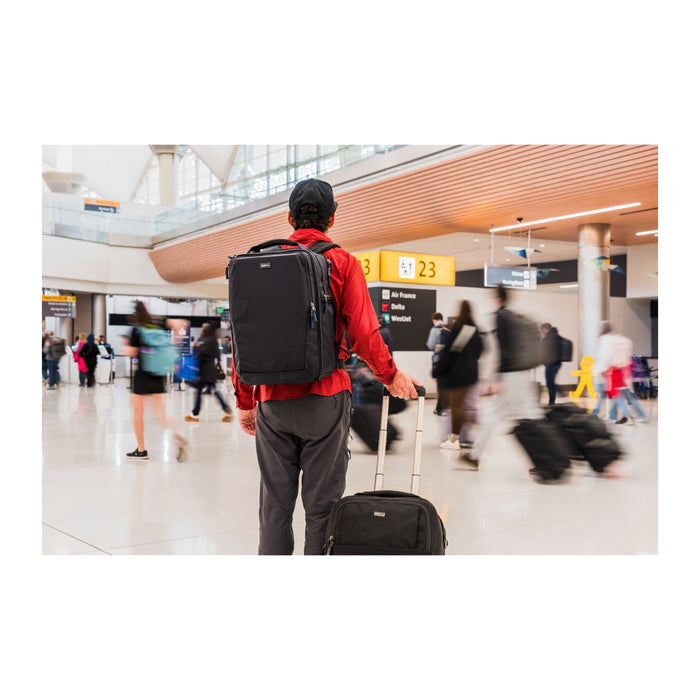 ThinkTANKphoto エアポート コミューター 31L ブラック Airport Commuter 31L Black
