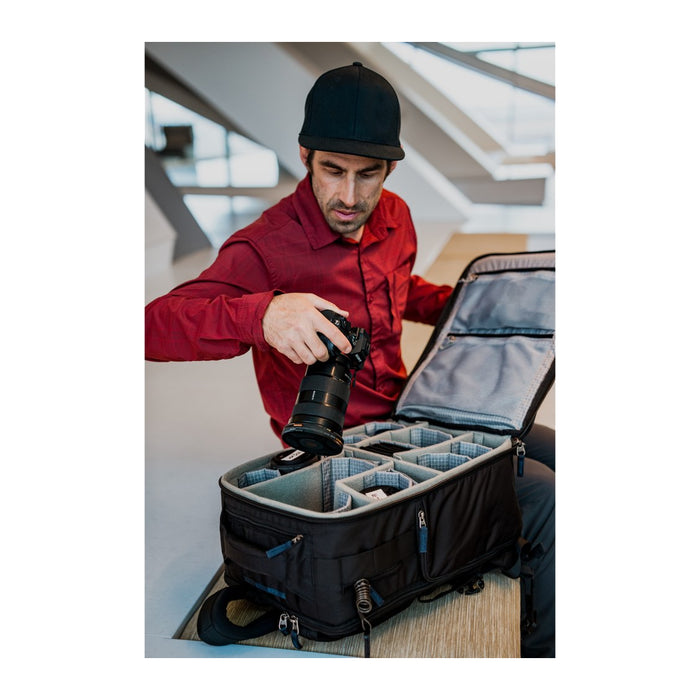 ThinkTANKphoto エアポート コミューター 31L ブラック Airport Commuter 31L Black