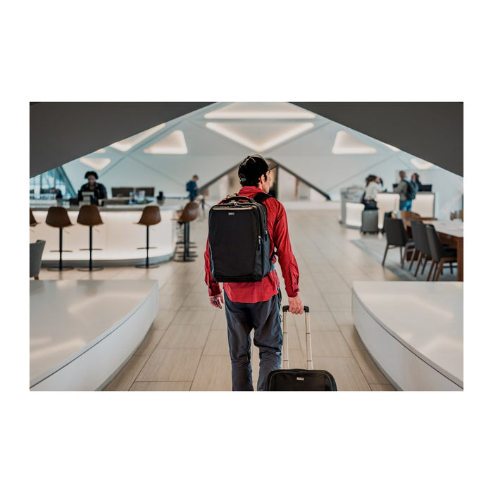 ThinkTANKphoto エアポート コミューター 31L ブラック Airport Commuter 31L Black