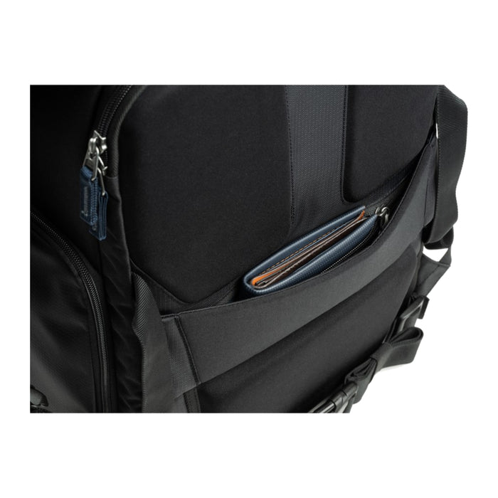 ThinkTANKphoto エアポート コミューター 31L ブラック Airport Commuter 31L Black