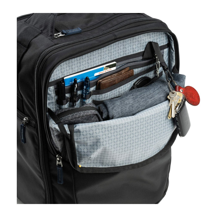 ThinkTANKphoto エアポート アクセレレーター 41L ブラック Airport Accelerator 41L Black