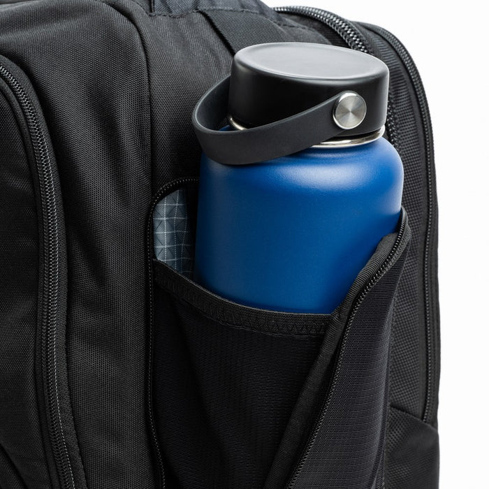 ThinkTANKphoto エアポート エッセンシャルズ ローリング バックパック ブラック Airport Essentials Rolling Backpack Black