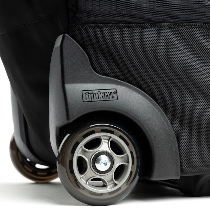 ThinkTANKphoto エアポート エッセンシャルズ ローリング バックパック ブラック Airport Essentials Rolling Backpack Black