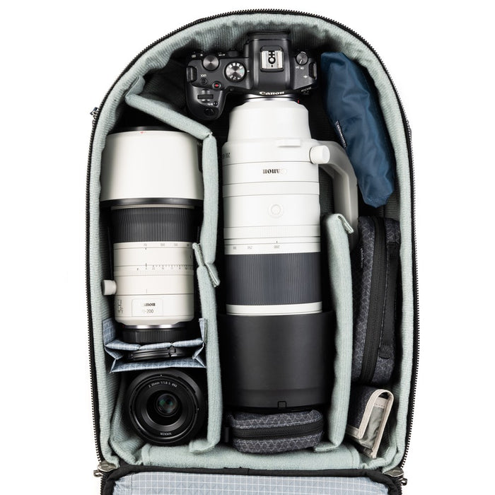 ThinkTANKphoto エアポート エッセンシャルズ ローリング バックパック ブラック Airport Essentials Rolling Backpack Black