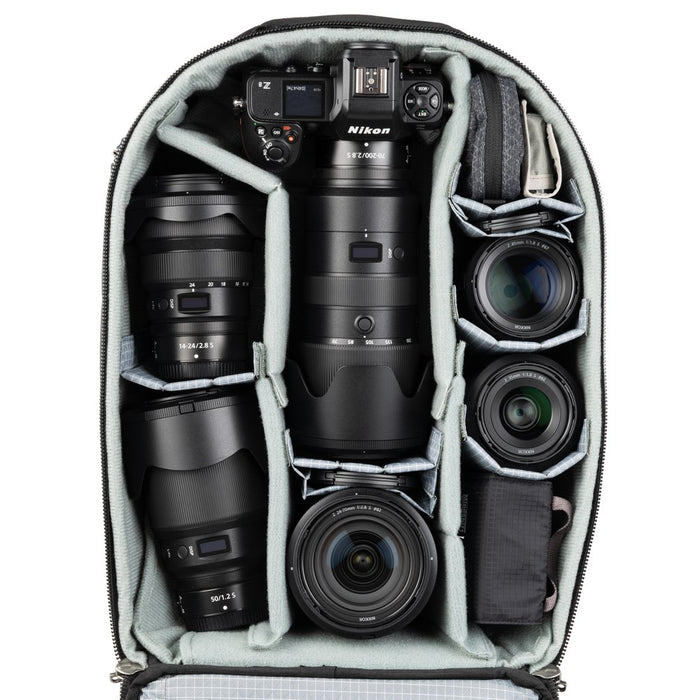 ThinkTANKphoto エアポート エッセンシャルズ ローリング バックパック ブラック Airport Essentials Rolling Backpack Black