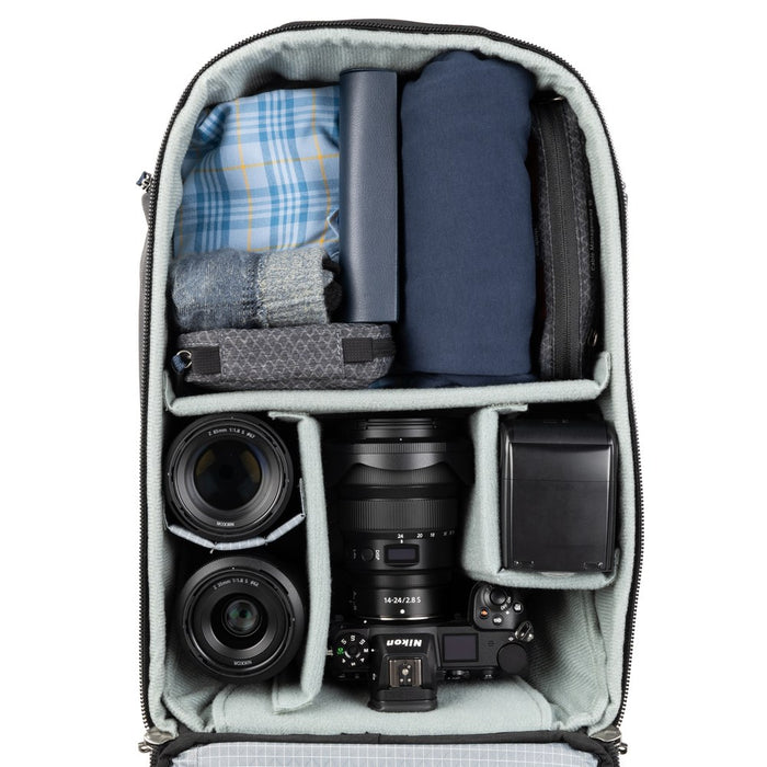 ThinkTANKphoto エアポート エッセンシャルズ ローリング バックパック ブラック Airport Essentials Rolling Backpack Black
