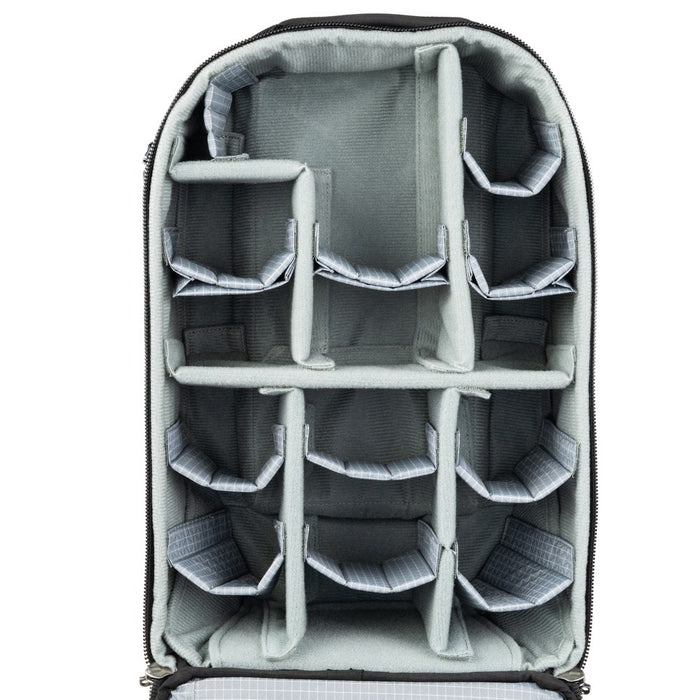 ThinkTANKphoto エアポート エッセンシャルズ ローリング バックパック ブラック Airport Essentials Rolling Backpack Black