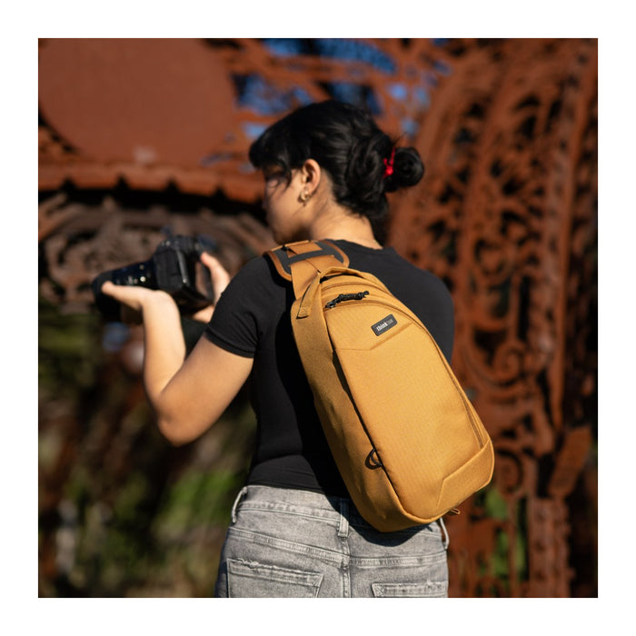 ThinkTANKphoto ターンスタイル 8L ゴールデンアワー TurnStyle 8L Golden Hour