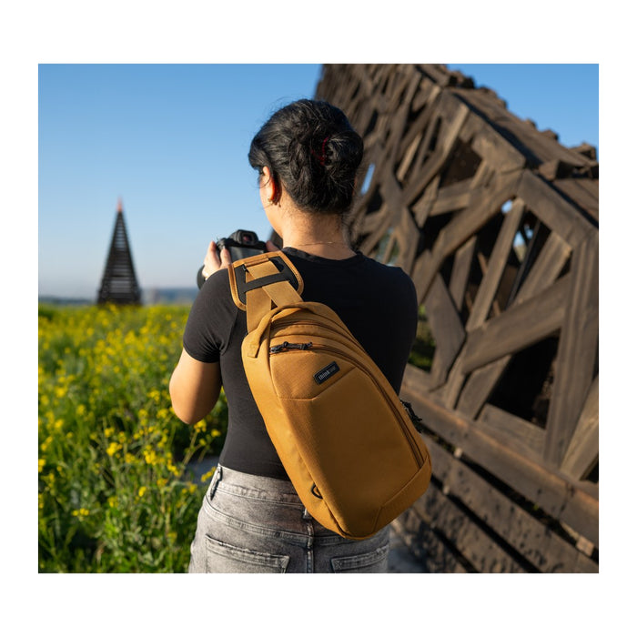 ThinkTANKphoto ターンスタイル 8L ゴールデンアワー TurnStyle 8L Golden Hour