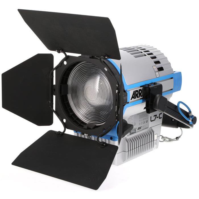 【中古品】ARRI L7-C（ファンタイプ） LED Fresnel Spot Light Lシリーズ