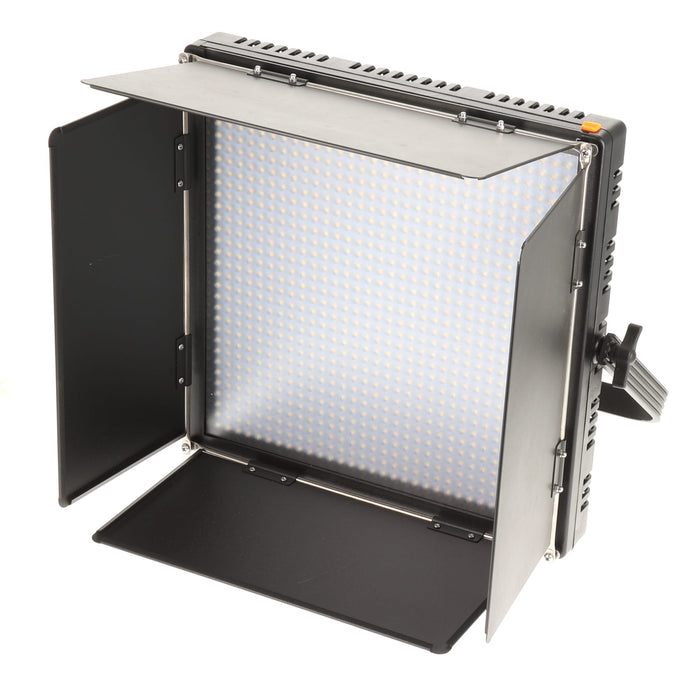 【セール】【中古品】NEP LED-L1000REF-X-DMX5P LEDライト