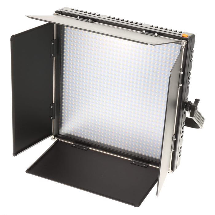 【セール】【中古品】NEP LED-L1000REF-X-DMX5P LEDライト