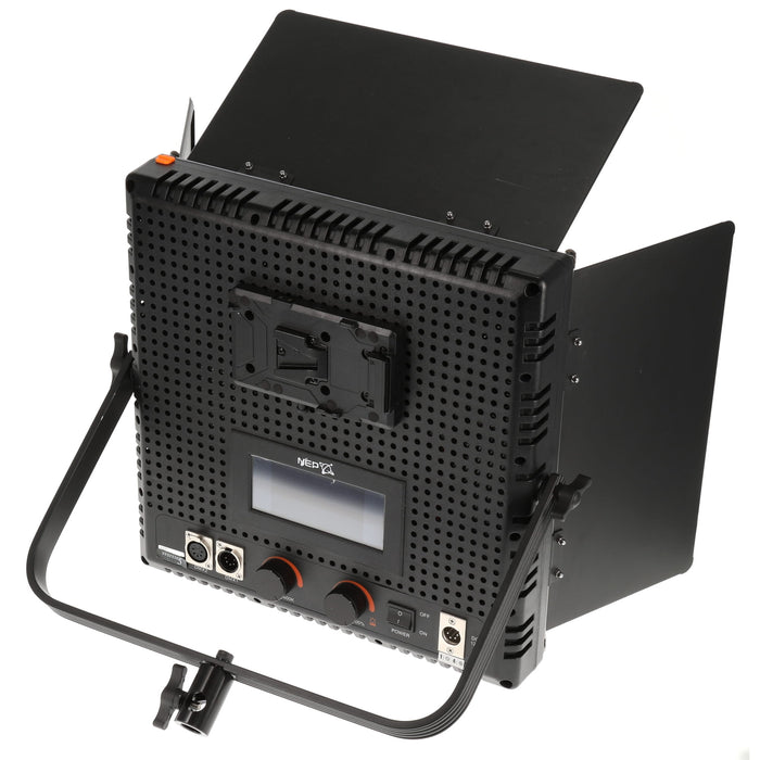 【中古品】NEP LED-L1000REF-X-DMX5P LEDライト