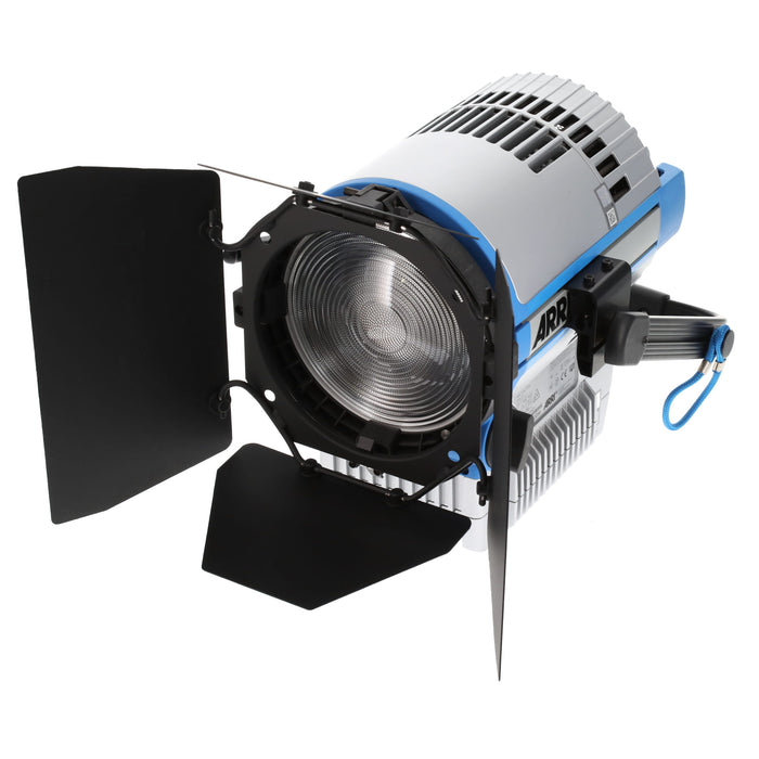 【中古品】ARRI L7-C（ファンタイプ） LED Fresnel Spot Light Lシリーズ