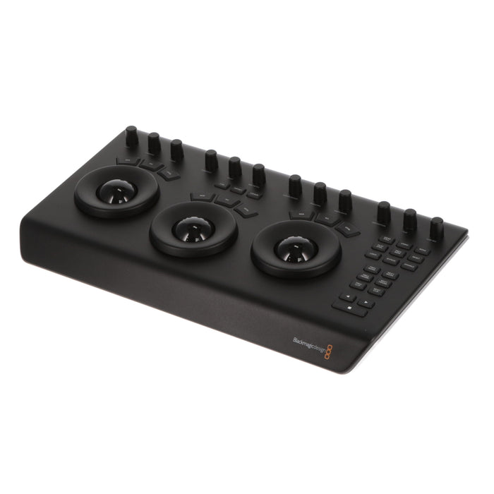 DaVinci Resolve Micro Panel未使用、 元箱あり DaVinci Resolve Micro Panel未使用、 元箱あり Blackmagic