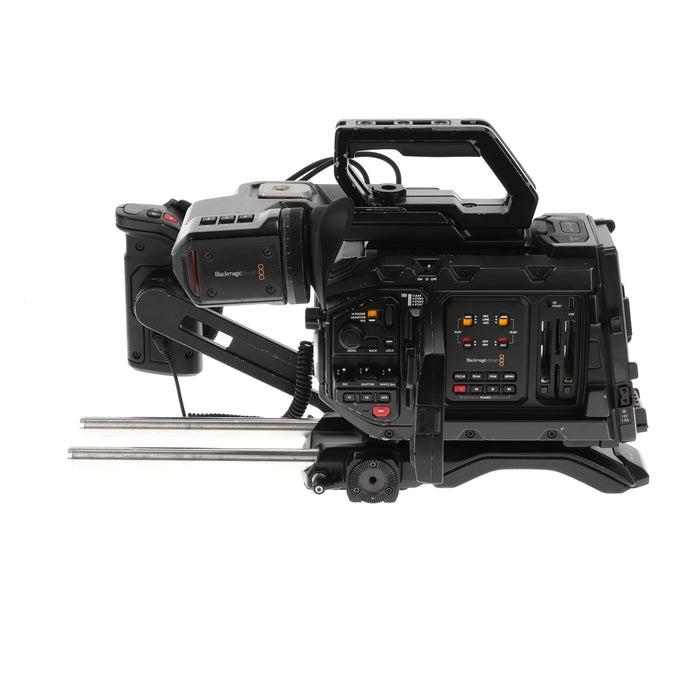 【中古品】BlackmagicDesign CINEURSAMUPRO46K Blackmagic URSA Mini Pro 4.6K（Viewfinder/Shoulder Kit付属）