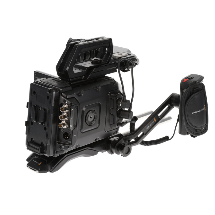 【中古品】BlackmagicDesign CINEURSAMUPRO46K Blackmagic URSA Mini Pro 4.6K（Viewfinder/Shoulder Kit付属）
