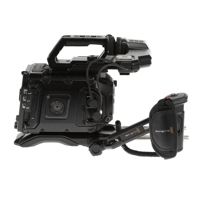 【中古品】BlackmagicDesign CINEURSAMUPRO46K Blackmagic URSA Mini Pro 4.6K（Viewfinder/Shoulder Kit付属）
