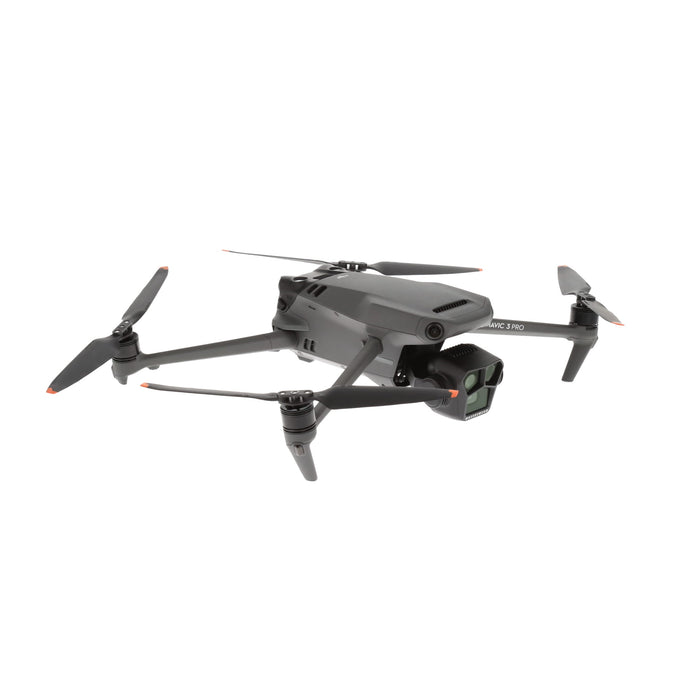 【中古品】DJI WM2623 DJI Mavic 3 Pro Fly More コンボ(DJI RC付属)[内蔵リモートID対応/事前登録無し]