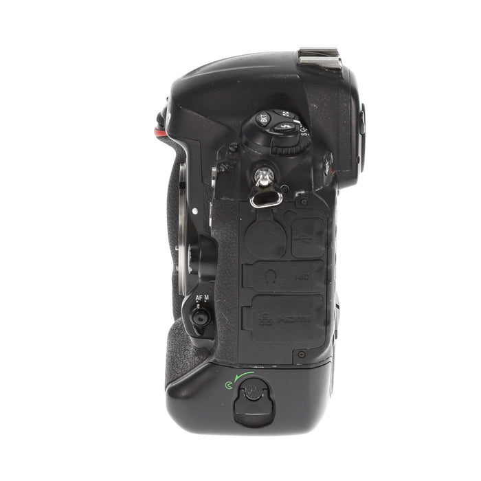 【中古品】Nikon D4 ボディ デジタル一眼レフカメラ(ボディのみ)