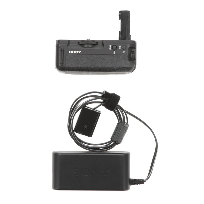 【中古品】SONY ILCE-7SM2 デジタル一眼カメラ α7SII ボディ（バッテリーグリップ付属）