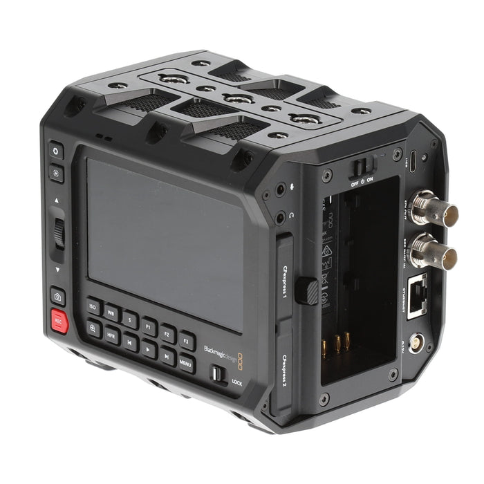 【中古品】BlackmagicDesign CINECAMCPYXA60LFL + CINEURSABB/AM Blackmagic PYXIS 6K Lマウントモデル（モニター付属）