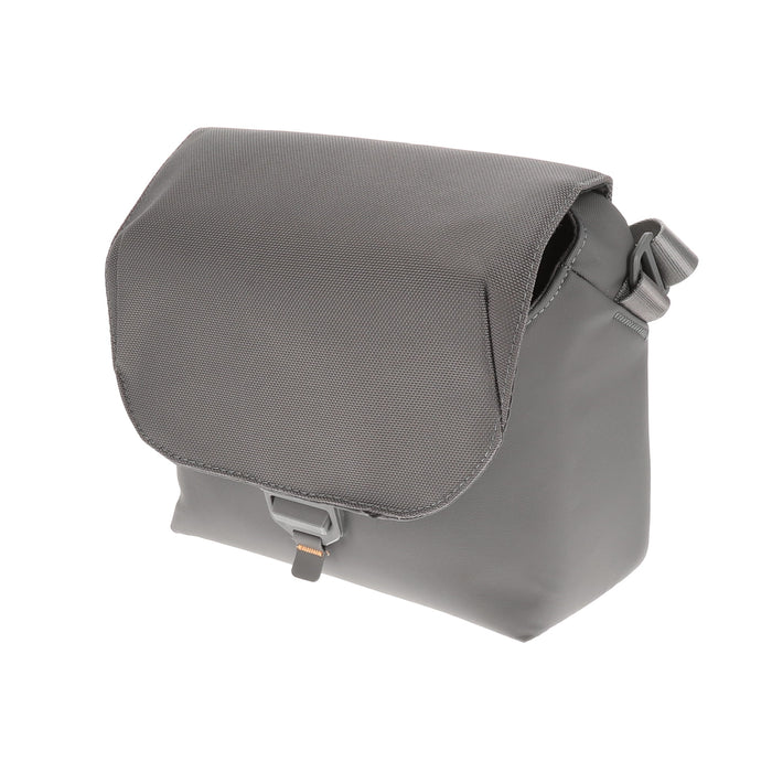 【中古品】DJI WM2626 DJI Mavic 3 Pro Cine Premium コンボ(DJI RC Pro付属)[内蔵リモートID対応/事前登録無し]