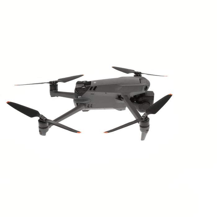 【中古品】DJI WM2626 DJI Mavic 3 Pro Cine Premium コンボ(DJI RC Pro付属)[内蔵リモートID対応/事前登録無し]